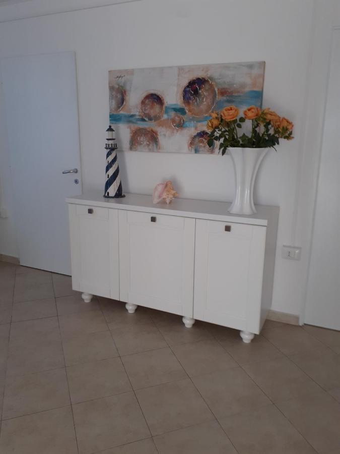 Villetta Dei Fiori, Vicino Spiaggia Di Punta Pizzo 갈리폴리 외부 사진