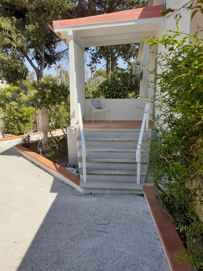 Villetta Dei Fiori, Vicino Spiaggia Di Punta Pizzo 갈리폴리 외부 사진