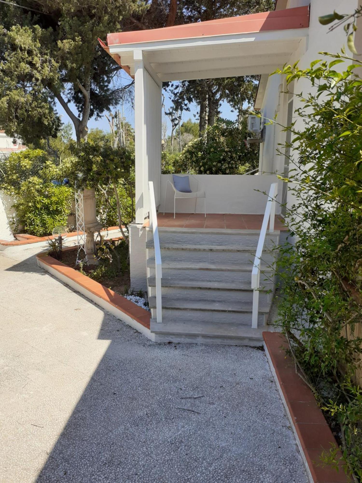 Villetta Dei Fiori, Vicino Spiaggia Di Punta Pizzo 갈리폴리 외부 사진